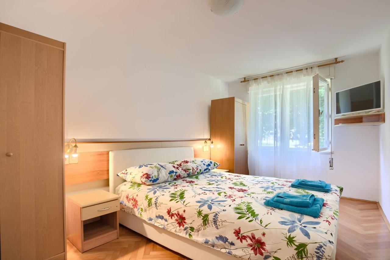 PUY Apartment Stefan מראה חיצוני תמונה