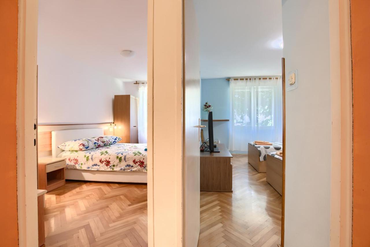 PUY Apartment Stefan מראה חיצוני תמונה