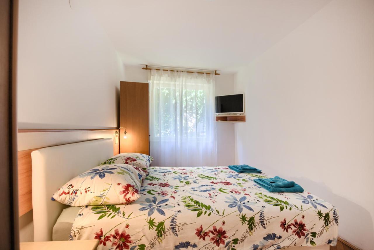 PUY Apartment Stefan מראה חיצוני תמונה