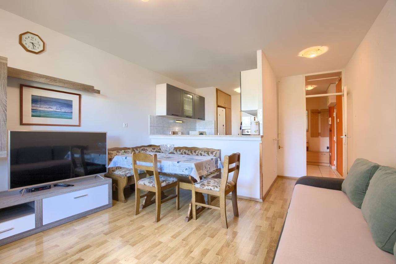 PUY Apartment Stefan מראה חיצוני תמונה