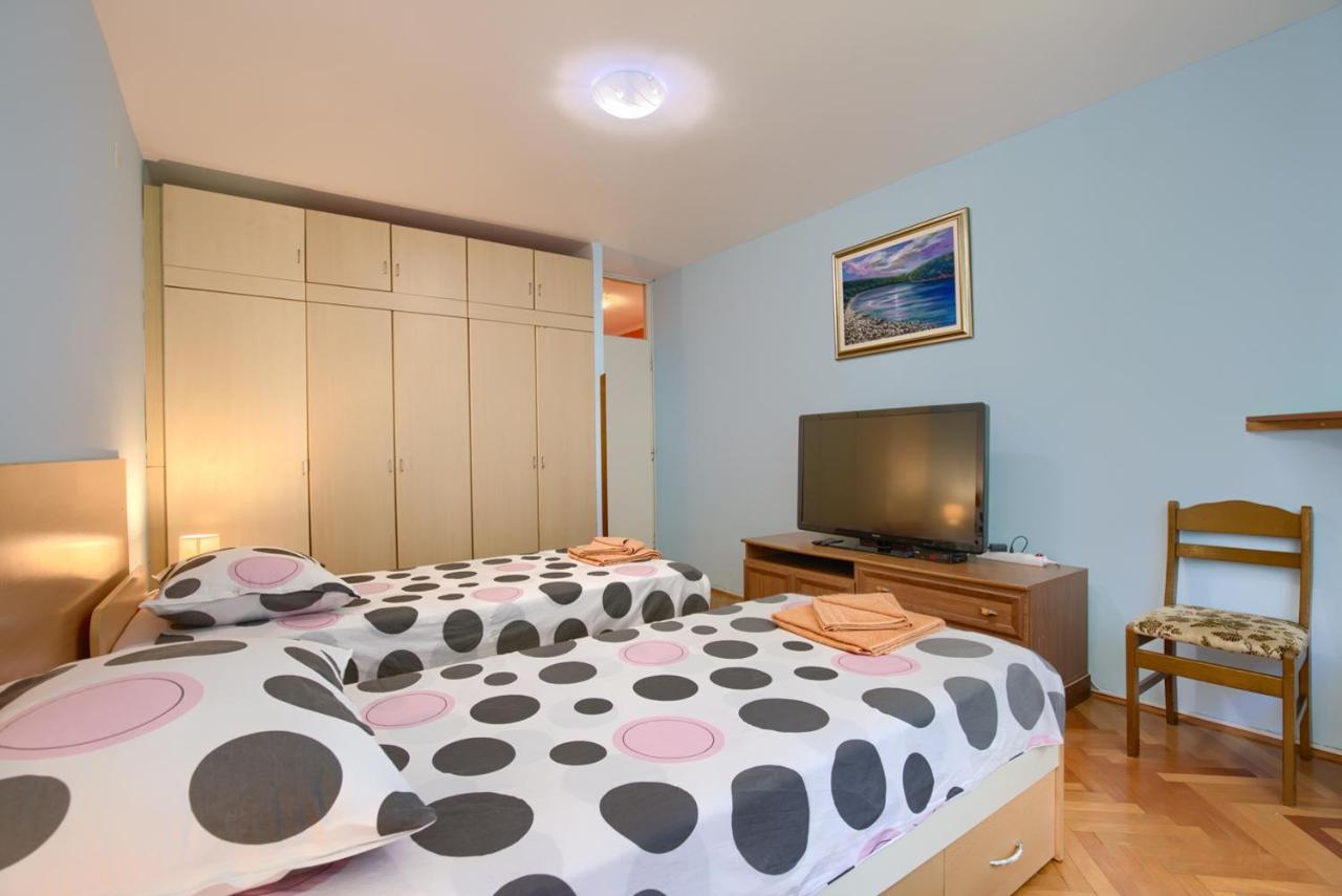 PUY Apartment Stefan מראה חיצוני תמונה